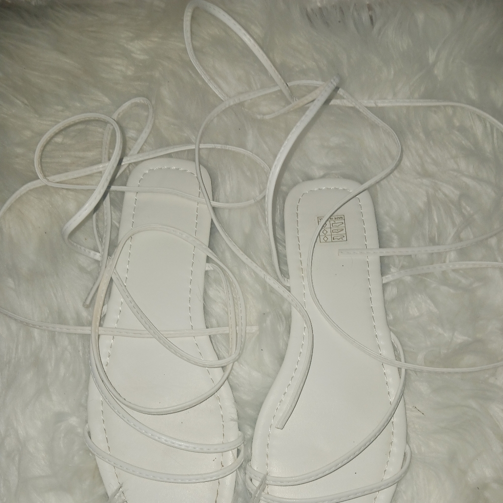 Women white open toe lace up flat sandals - Picture 5 of 9